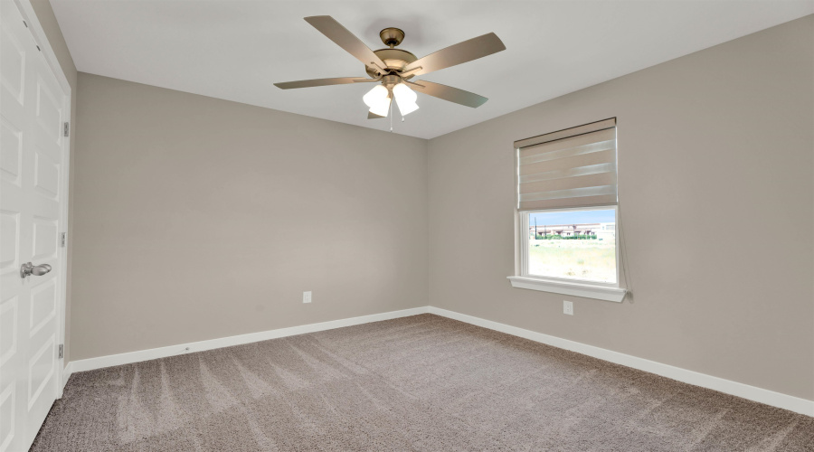 1806 Sambar Lp, Laredo, Texas 78045, 3 Bedrooms Bedrooms, 6 Rooms Rooms,2 BathroomsBathrooms,Residential,For Sale,1806 Sambar Lp,20264391