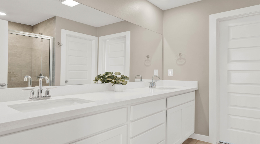 1806 Sambar Lp, Laredo, Texas 78045, 3 Bedrooms Bedrooms, 6 Rooms Rooms,2 BathroomsBathrooms,Residential,For Sale,1806 Sambar Lp,20264391