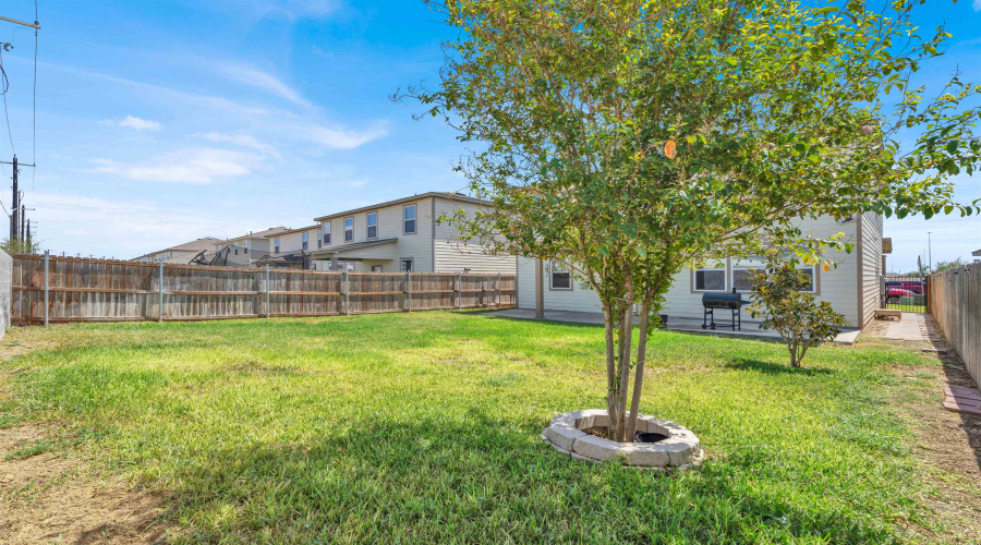 1806 Sambar Lp, Laredo, Texas 78045, 3 Bedrooms Bedrooms, 6 Rooms Rooms,2 BathroomsBathrooms,Residential,For Sale,1806 Sambar Lp,20264391
