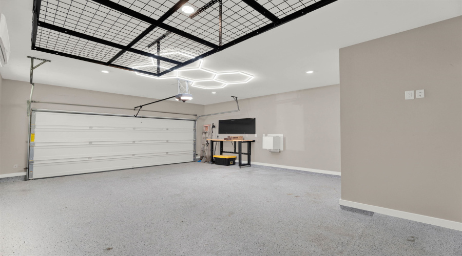 1806 Sambar Lp, Laredo, Texas 78045, 3 Bedrooms Bedrooms, 6 Rooms Rooms,2 BathroomsBathrooms,Residential,For Sale,1806 Sambar Lp,20264391