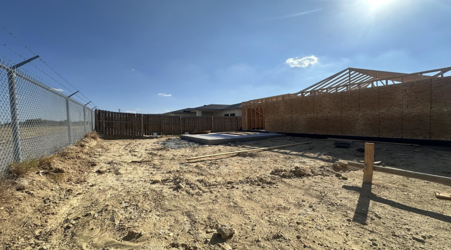 1415 El Caporal Dr., Laredo, Texas 78046, 4 Bedrooms Bedrooms, 7 Rooms Rooms,2 BathroomsBathrooms,Residential,For Sale,1415 El Caporal Dr.,20264396