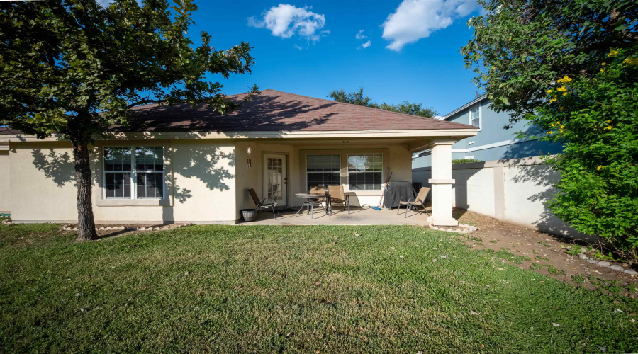 2006 Los Suenos Crt, Laredo, Texas 78045, 3 Bedrooms Bedrooms, 7 Rooms Rooms,2 BathroomsBathrooms,Residential,For Sale,2006 Los Suenos Crt,20264398