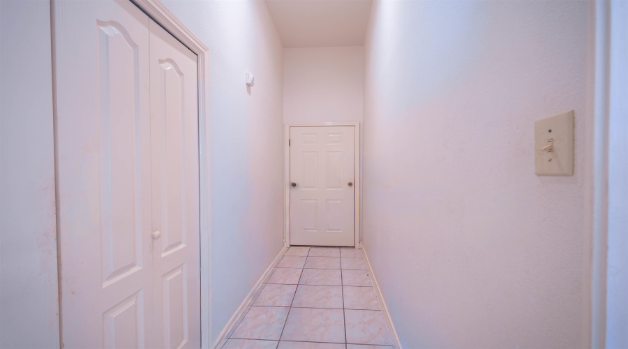 2006 Los Suenos Crt, Laredo, Texas 78045, 3 Bedrooms Bedrooms, 7 Rooms Rooms,2 BathroomsBathrooms,Residential,For Sale,2006 Los Suenos Crt,20264398
