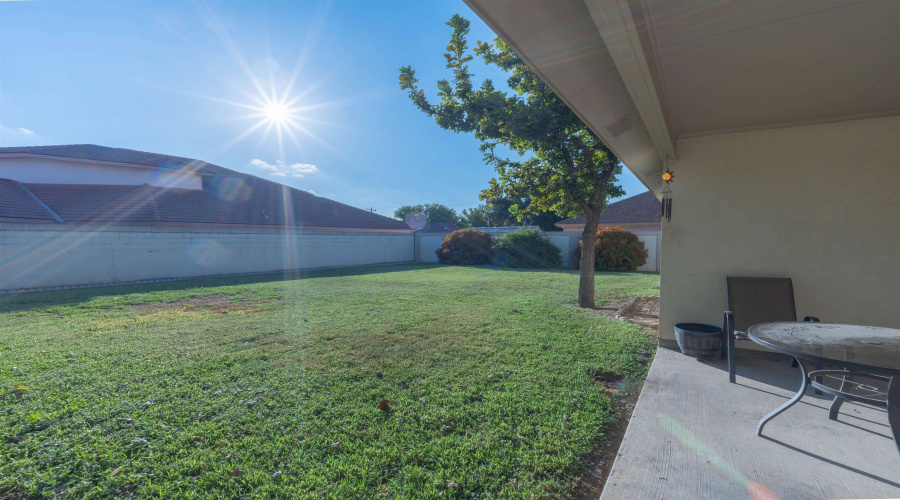 2006 Los Suenos Crt, Laredo, Texas 78045, 3 Bedrooms Bedrooms, 7 Rooms Rooms,2 BathroomsBathrooms,Residential,For Sale,2006 Los Suenos Crt,20264398