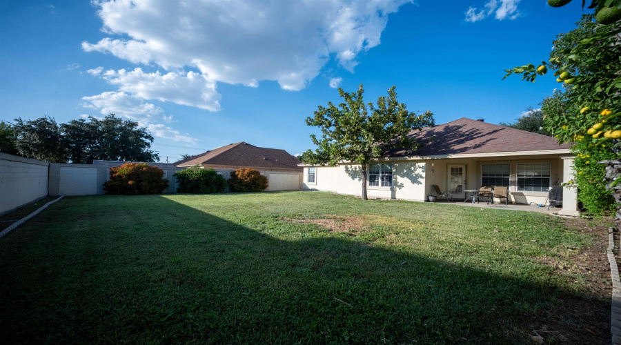 2006 Los Suenos Crt, Laredo, Texas 78045, 3 Bedrooms Bedrooms, 7 Rooms Rooms,2 BathroomsBathrooms,Residential,For Sale,2006 Los Suenos Crt,20264398