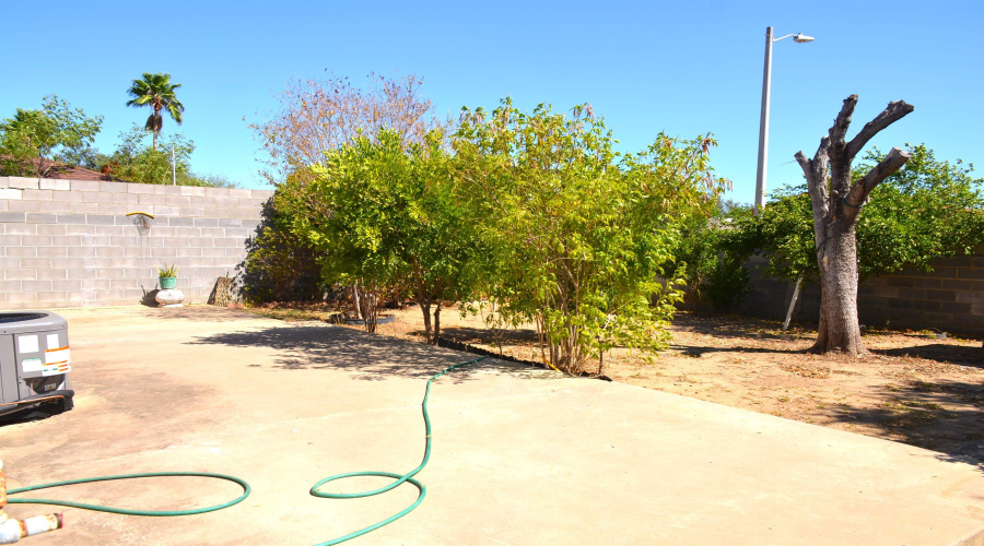 1317 Johnson Dr, Laredo, Texas 78046, 3 Bedrooms Bedrooms, 5 Rooms Rooms,1 BathroomBathrooms,Residential,For Sale,1317 Johnson Dr,20264399