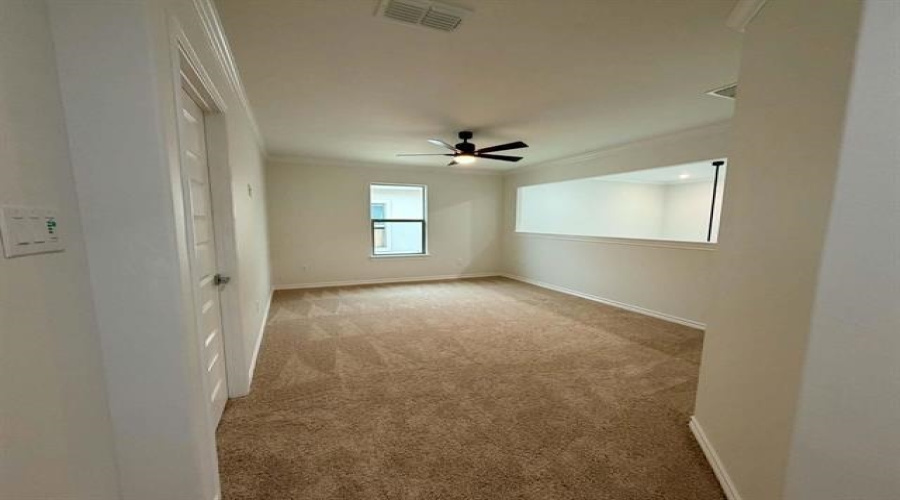 5609 Beefalo St., Laredo, Texas 78046, 4 Bedrooms Bedrooms, 8 Rooms Rooms,2 BathroomsBathrooms,Residential,For Sale,5609 Beefalo St.,20264400