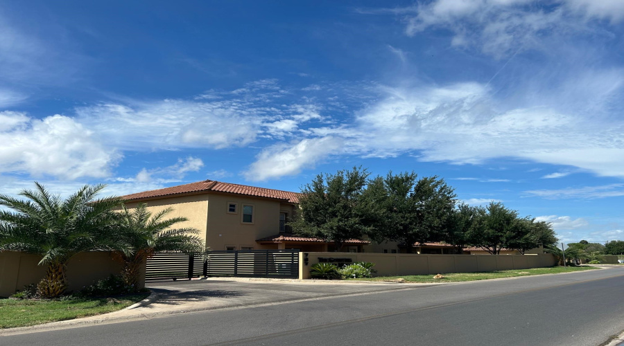 707 St James Dr, Laredo, Texas 78041, ,Land,For Sale,707 St James Dr,20264410