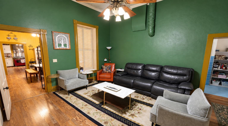 505 Lincoln St, LAREDO, Texas 78041-6036, 3 Bedrooms Bedrooms, 5 Rooms Rooms,2 BathroomsBathrooms,Residential,For Sale,505 Lincoln St,20264401
