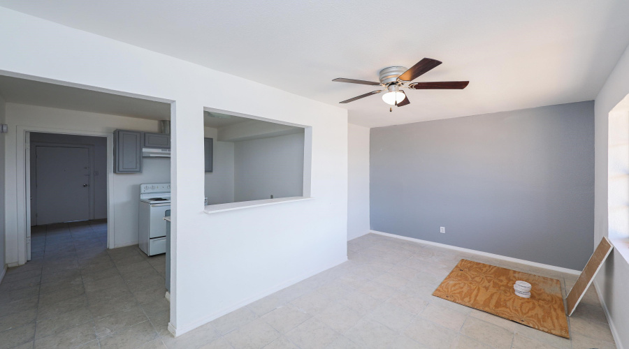 1001 Reynolds St, Laredo, Texas 78041, 1 Bedroom Bedrooms, 3 Rooms Rooms,1 BathroomBathrooms,Residential,For Rent,1001 Reynolds St,20264403