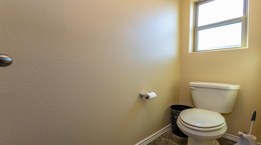 602 Soubirous Rd, Laredo, Texas 78045, 4 Bedrooms Bedrooms, 7 Rooms Rooms,3 BathroomsBathrooms,Residential,For Sale,602 Soubirous Rd,20264404