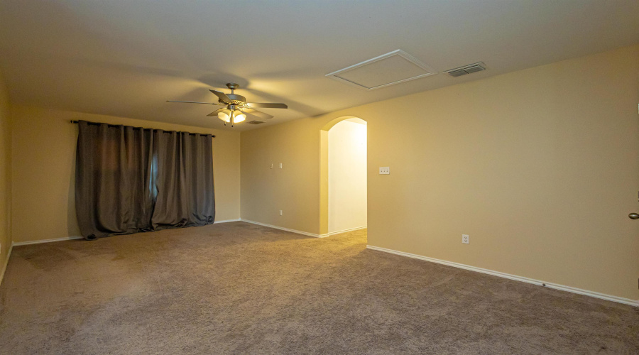602 Soubirous Rd, Laredo, Texas 78045, 4 Bedrooms Bedrooms, 7 Rooms Rooms,3 BathroomsBathrooms,Residential,For Sale,602 Soubirous Rd,20264404