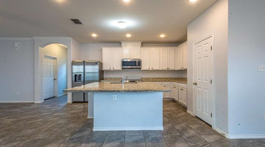 602 Soubirous Rd, Laredo, Texas 78045, 4 Bedrooms Bedrooms, 7 Rooms Rooms,3 BathroomsBathrooms,Residential,For Sale,602 Soubirous Rd,20264404
