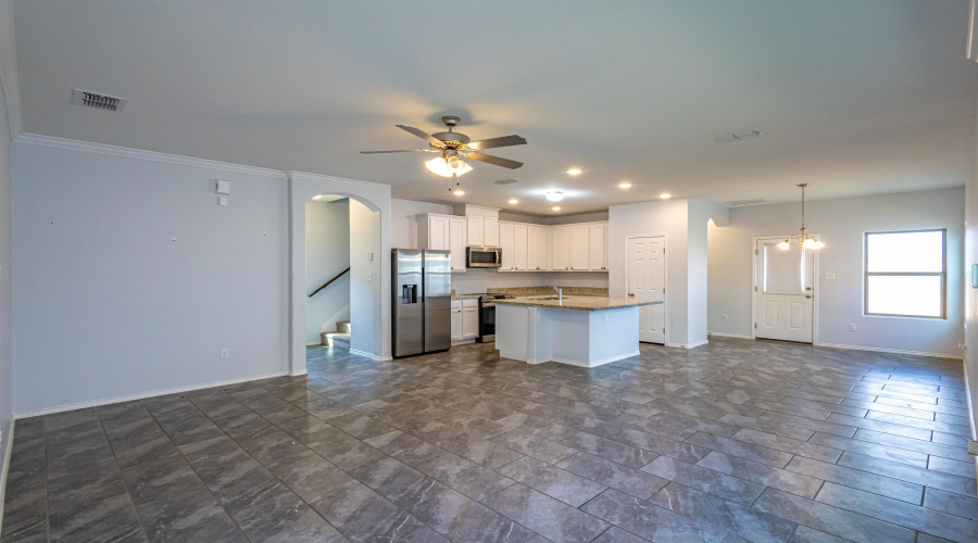 602 Soubirous Rd, Laredo, Texas 78045, 4 Bedrooms Bedrooms, 7 Rooms Rooms,3 BathroomsBathrooms,Residential,For Sale,602 Soubirous Rd,20264404