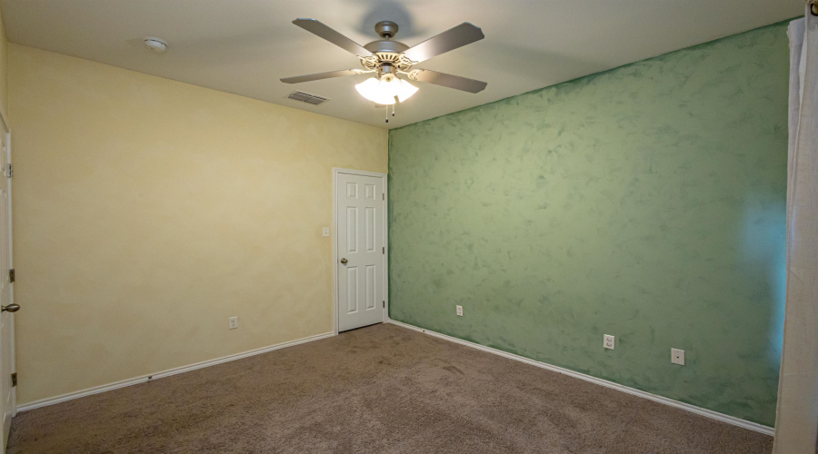 602 Soubirous Rd, Laredo, Texas 78045, 4 Bedrooms Bedrooms, 7 Rooms Rooms,3 BathroomsBathrooms,Residential,For Sale,602 Soubirous Rd,20264404