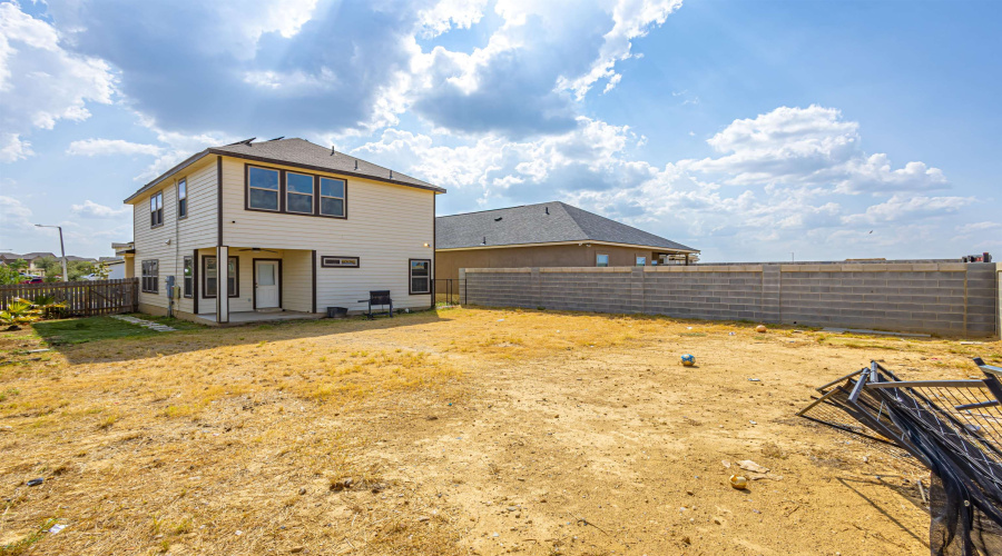 602 Soubirous Rd, Laredo, Texas 78045, 4 Bedrooms Bedrooms, 7 Rooms Rooms,3 BathroomsBathrooms,Residential,For Sale,602 Soubirous Rd,20264404