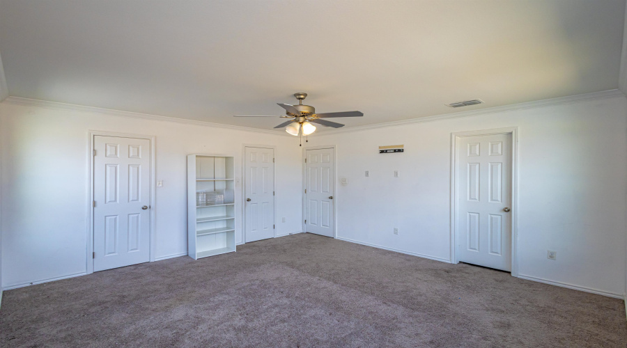602 Soubirous Rd, Laredo, Texas 78045, 4 Bedrooms Bedrooms, 7 Rooms Rooms,3 BathroomsBathrooms,Residential,For Sale,602 Soubirous Rd,20264404
