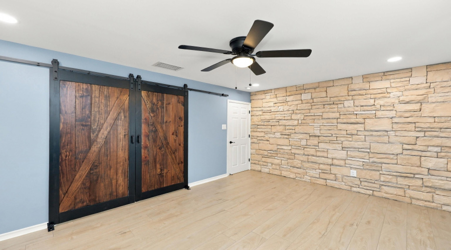 10125 Montoya Dr, LAREDO, Texas 78045, 4 Bedrooms Bedrooms, 7 Rooms Rooms,2 BathroomsBathrooms,Residential,For Sale,10125 Montoya Dr,20264406