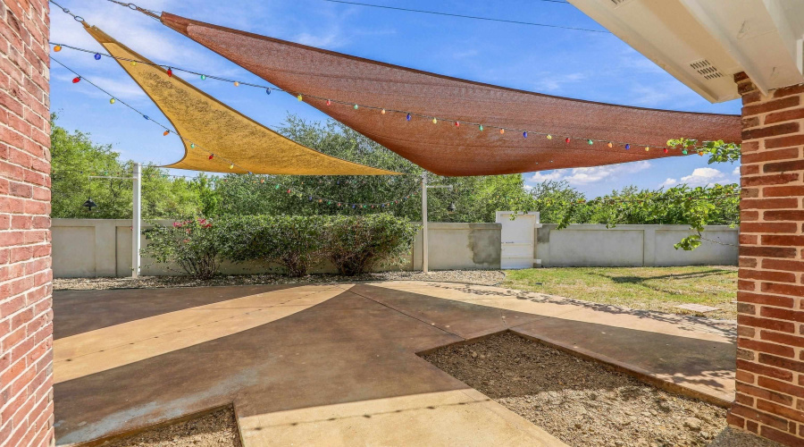 10125 Montoya Dr, LAREDO, Texas 78045, 4 Bedrooms Bedrooms, 7 Rooms Rooms,2 BathroomsBathrooms,Residential,For Sale,10125 Montoya Dr,20264406