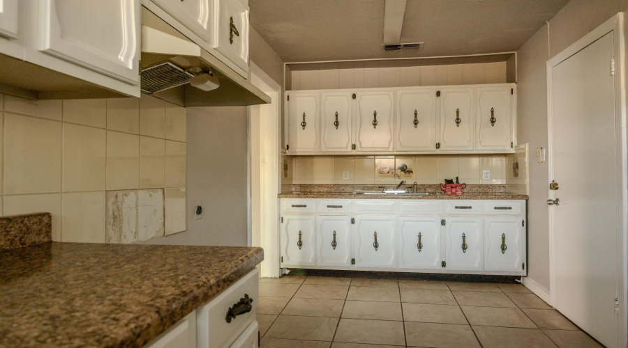 2115 Mier St, Laredo, Texas 78043, 3 Bedrooms Bedrooms, 6 Rooms Rooms,2 BathroomsBathrooms,Residential,For Rent,2115 Mier St,20264407