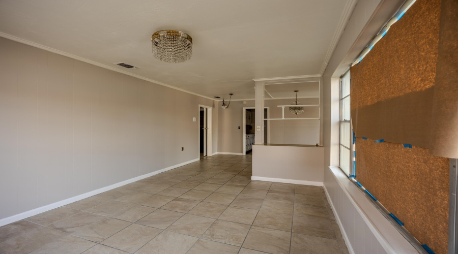 2115 Mier St, Laredo, Texas 78043, 3 Bedrooms Bedrooms, 6 Rooms Rooms,2 BathroomsBathrooms,Residential,For Rent,2115 Mier St,20264407