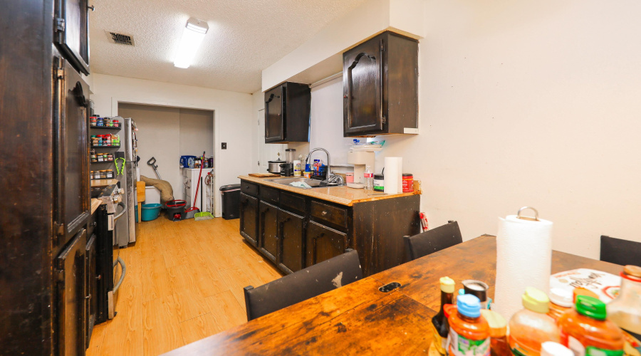 3317 W Fiesta Lp, Laredo, Texas 78043, 4 Bedrooms Bedrooms, 5 Rooms Rooms,2 BathroomsBathrooms,Residential,For Sale,3317 W Fiesta Lp,20264409