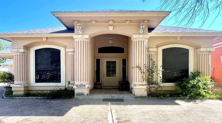 9029 Cliff Loop, LAREDO, Texas 78045, 3 Bedrooms Bedrooms, 6 Rooms Rooms,2 BathroomsBathrooms,Residential,For Sale,9029 Cliff Loop,20264411