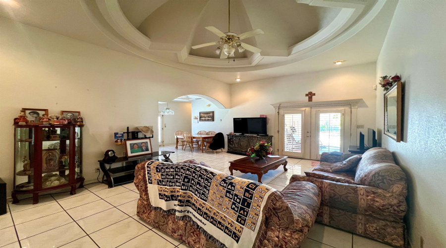 9029 Cliff Loop, LAREDO, Texas 78045, 3 Bedrooms Bedrooms, 6 Rooms Rooms,2 BathroomsBathrooms,Residential,For Sale,9029 Cliff Loop,20264411