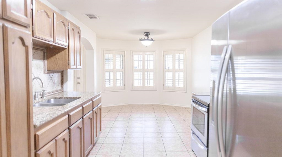 10529 Bear Creek Dr, Laredo, Texas 78045, 3 Bedrooms Bedrooms, 6 Rooms Rooms,2 BathroomsBathrooms,Residential,For Rent,10529 Bear Creek Dr,20264412