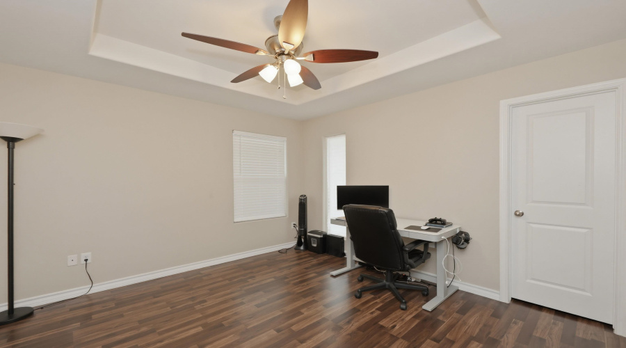 7915 Elka Lp, Laredo, Texas 78045, 3 Bedrooms Bedrooms, 6 Rooms Rooms,2 BathroomsBathrooms,Residential,For Sale,7915 Elka Lp,20264413