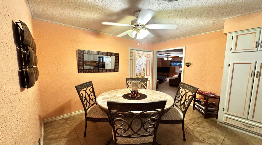 721 Lindenwood Dr, Laredo, Texas 78045, 4 Bedrooms Bedrooms, 10 Rooms Rooms,2 BathroomsBathrooms,Residential,For Sale,721 Lindenwood Dr,20264418