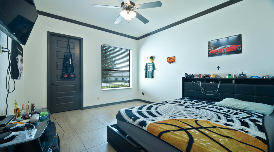 104 Chisos Oak Dr, Laredo, Texas 78045-6854, 3 Bedrooms Bedrooms, 5 Rooms Rooms,2 BathroomsBathrooms,Residential,For Sale,104 Chisos Oak Dr,20264421
