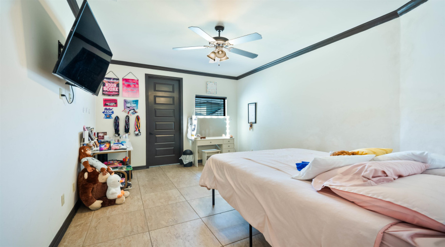 104 Chisos Oak Dr, Laredo, Texas 78045-6854, 3 Bedrooms Bedrooms, 5 Rooms Rooms,2 BathroomsBathrooms,Residential,For Sale,104 Chisos Oak Dr,20264421