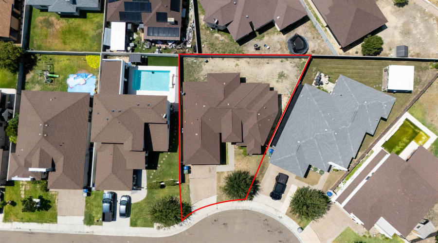104 Chisos Oak Dr, Laredo, Texas 78045-6854, 3 Bedrooms Bedrooms, 5 Rooms Rooms,2 BathroomsBathrooms,Residential,For Sale,104 Chisos Oak Dr,20264421