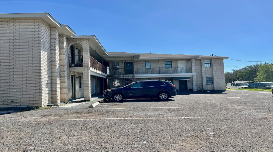 3801 Juarez Ave, Laredo, Texas 78041, ,Multi-family,For Sale,3801 Juarez Ave,20264414