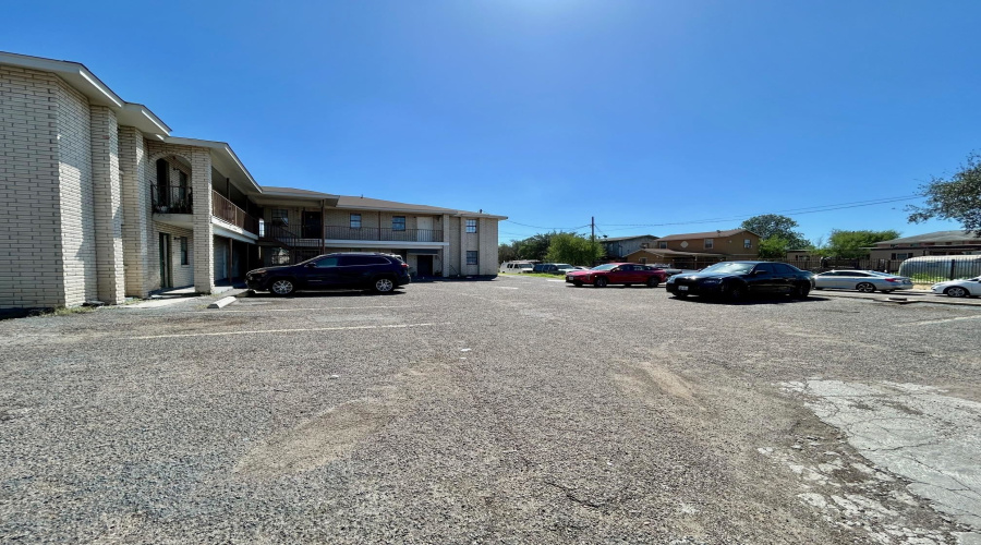 3801 Juarez Ave, Laredo, Texas 78041, ,Multi-family,For Sale,3801 Juarez Ave,20264414