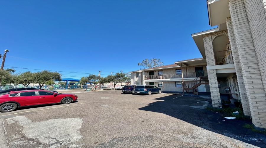 3801 Juarez Ave, Laredo, Texas 78041, ,Multi-family,For Sale,3801 Juarez Ave,20264414