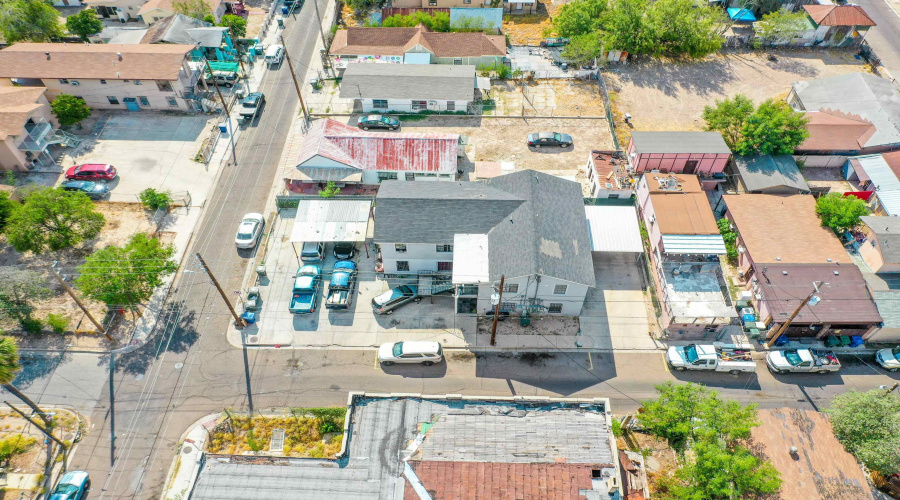 1702 Iturbide St, Laredo, Texas 78040, ,Multi-family,For Sale,1702 Iturbide St,20264420