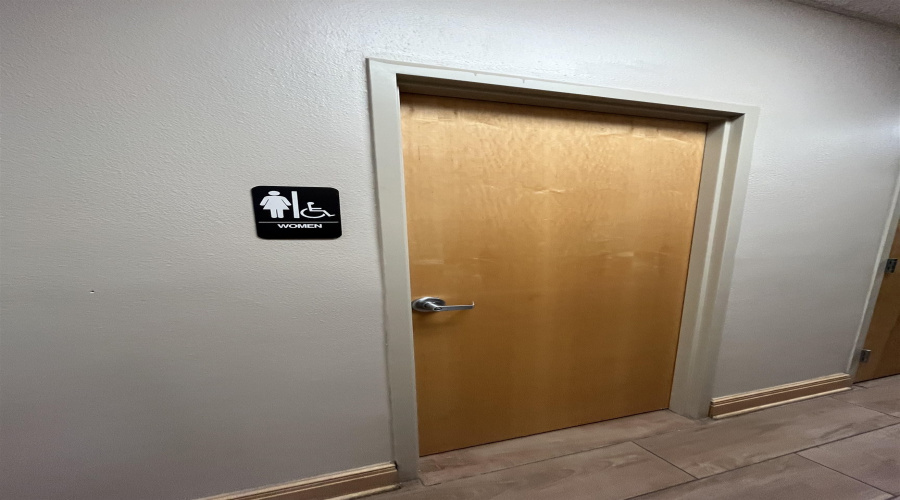 7220 Bob Bullock Lp, Laredo, Texas 78041, ,2 BathroomsBathrooms,Commercial retail/office,For Sale,7220 Bob Bullock Lp,20264426
