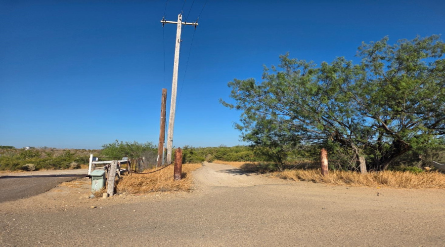HWY 83 S Mangana-Hein Rd, Laredo, Texas 78043, ,Land,For Sale,HWY 83 S Mangana-Hein Rd,20264430