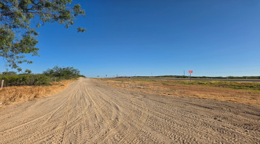 HWY 83 S Mangana-Hein Rd, Laredo, Texas 78043, ,Land,For Sale,HWY 83 S Mangana-Hein Rd,20264430