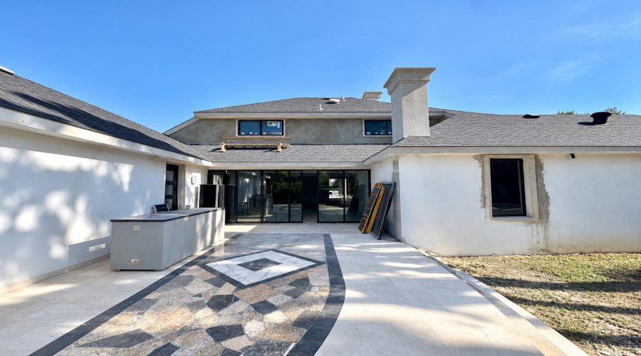 318 Linden Ln, Laredo, Texas 78041, 5 Bedrooms Bedrooms, 12 Rooms Rooms,4 BathroomsBathrooms,Residential,For Sale,318 Linden Ln,20264423