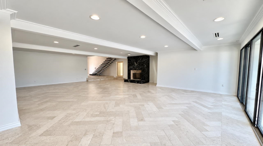 318 Linden Ln, Laredo, Texas 78041, 5 Bedrooms Bedrooms, 12 Rooms Rooms,4 BathroomsBathrooms,Residential,For Sale,318 Linden Ln,20264423