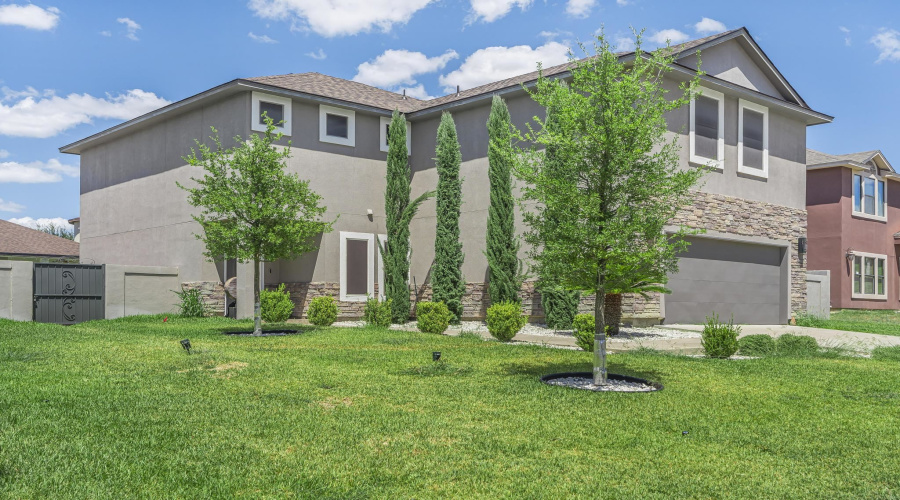 126 Guanajuato Dr., Laredo, Texas 78045, 4 Bedrooms Bedrooms, 8 Rooms Rooms,2 BathroomsBathrooms,Residential,For Sale,126 Guanajuato Dr.,20264427