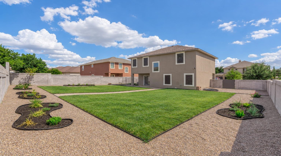 126 Guanajuato Dr., Laredo, Texas 78045, 4 Bedrooms Bedrooms, 8 Rooms Rooms,2 BathroomsBathrooms,Residential,For Sale,126 Guanajuato Dr.,20264427