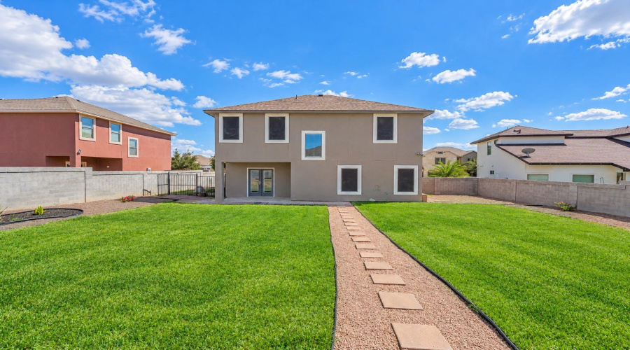 126 Guanajuato Dr., Laredo, Texas 78045, 4 Bedrooms Bedrooms, 8 Rooms Rooms,2 BathroomsBathrooms,Residential,For Sale,126 Guanajuato Dr.,20264427