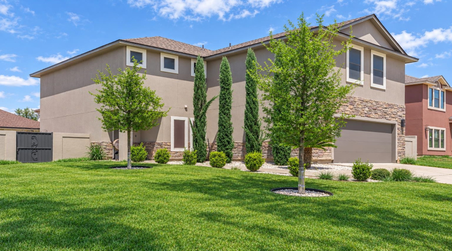 126 Guanajuato Dr., Laredo, Texas 78045, 4 Bedrooms Bedrooms, 8 Rooms Rooms,2 BathroomsBathrooms,Residential,For Sale,126 Guanajuato Dr.,20264427