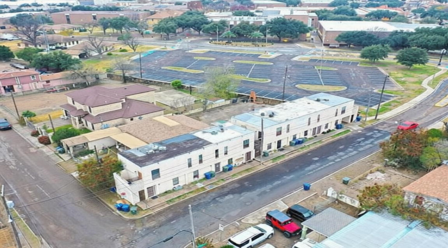920 San Ygnacio Ave., Laredo, Texas 78040, ,Multi-family,For Sale,920 San Ygnacio Ave.,20264428