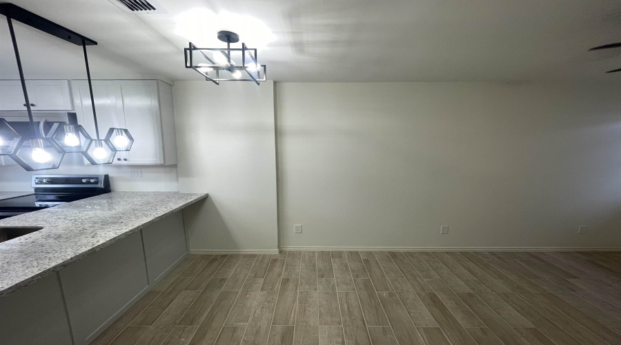 4018 N Meadow Ave, LAREDO, Texas 78041, 2 Bedrooms Bedrooms, 4 Rooms Rooms,1 BathroomBathrooms,Residential,For Rent,4018 N Meadow Ave,20264435