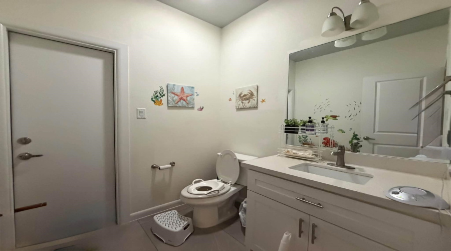 5423 Capilla St., Laredo, Texas 78046, 3 Bedrooms Bedrooms, 6 Rooms Rooms,2 BathroomsBathrooms,Residential,For Sale,5423 Capilla St.,20264437